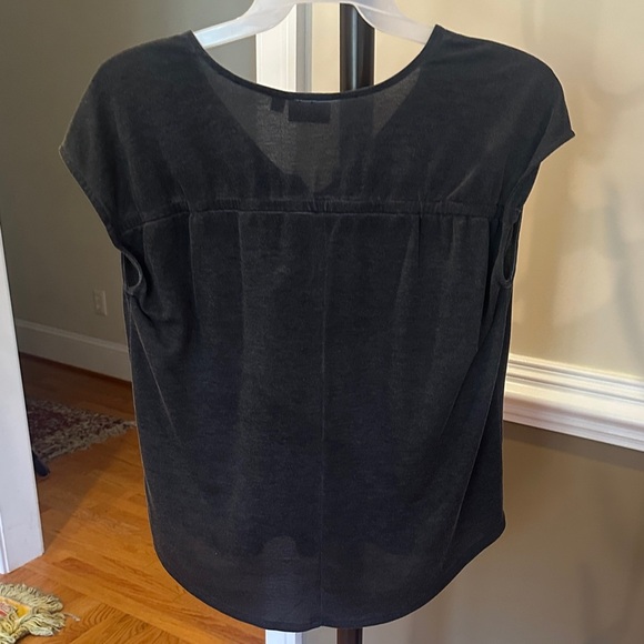 Wonderly Dark Gray Short Sleeve Tee - Picture 3 of 3